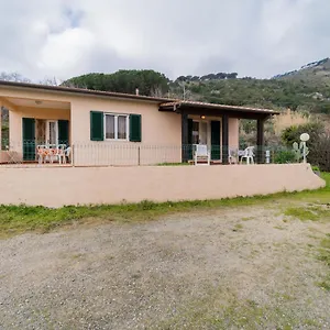 Campo Al Pero - Goelba Casa Leonardi